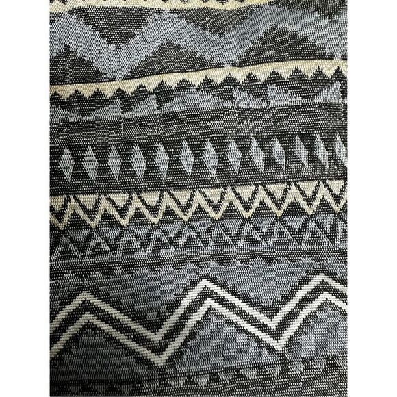 J. Crew Shorts Women's Size 4 Boho Tribal Western Pull On Geometric Pattern - Picture 3 of 11